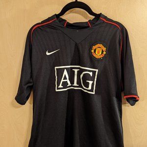 NikeFit AIG Manchester United Jersey - Authentic Fan Gear!